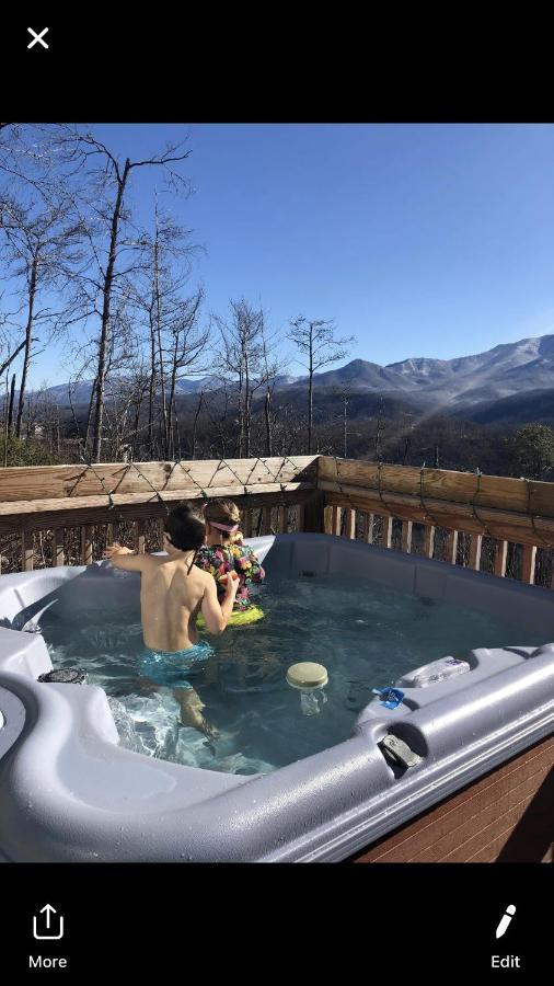 Love Nest Chalet Villa Gatlinburg Exterior foto