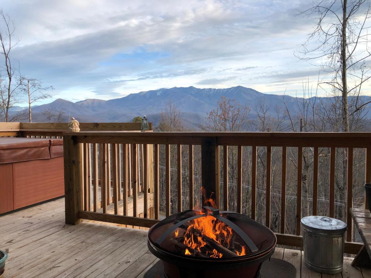 Love Nest Chalet Villa Gatlinburg Exterior foto